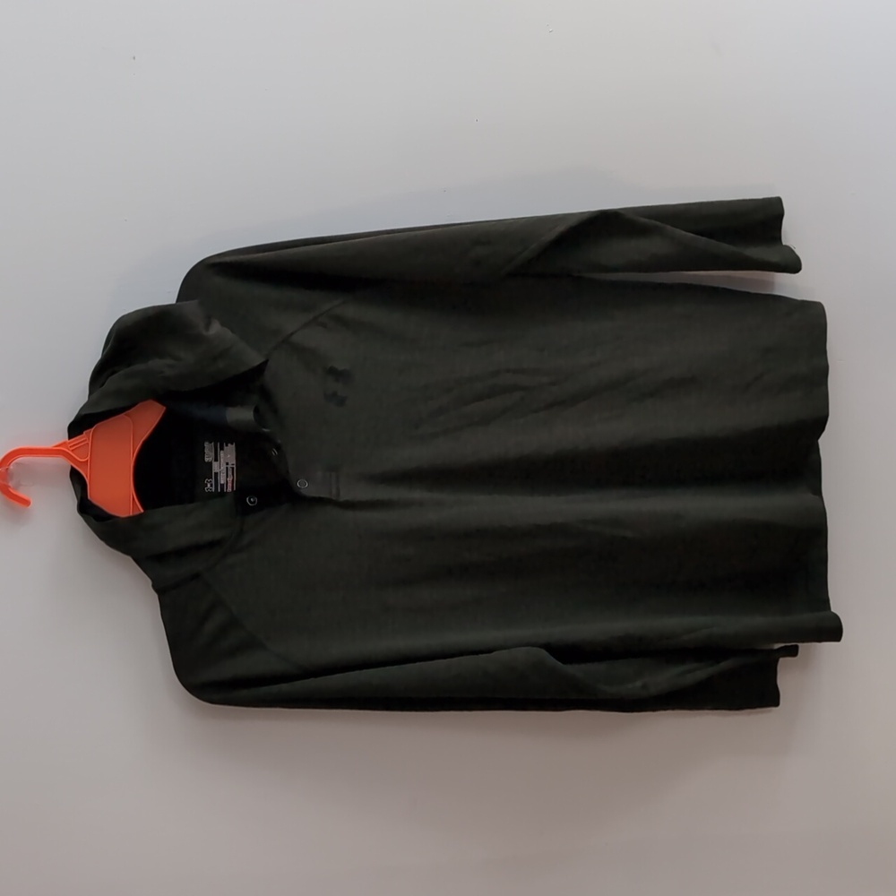 Under Armour Heatgear loose fit small